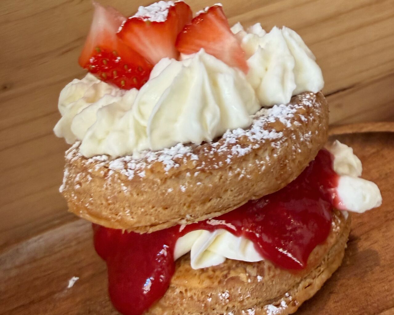 Dessert con fragole